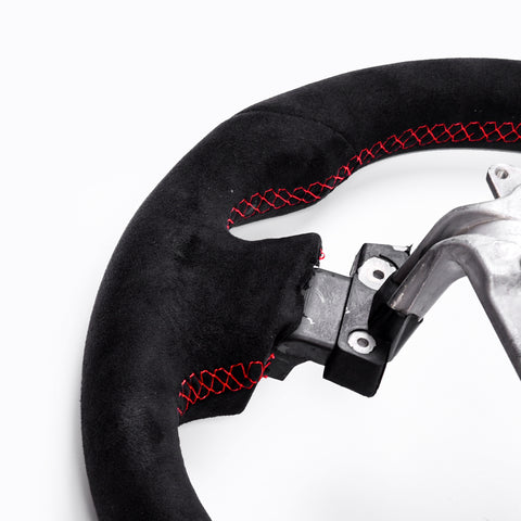 Revolve Alcantara Steering Wheel for Nissan 350Z 2003-2009 - revolvesteering