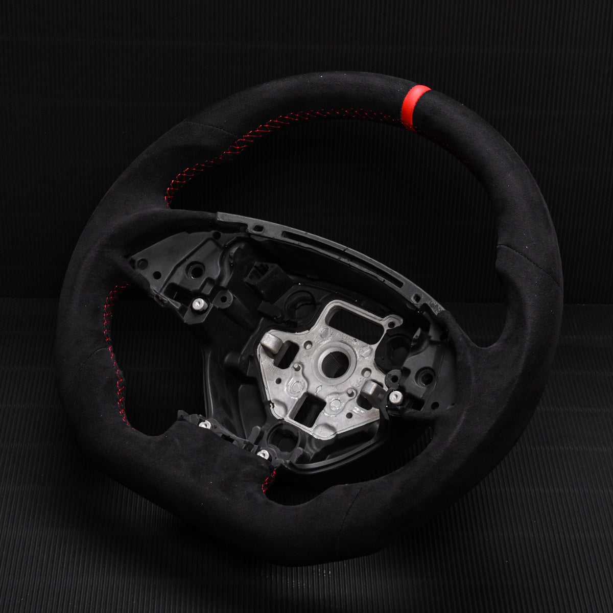Revolve Alcantara W/heated Steering Wheel Chevrolet Corvette C7 2014-2019 - revolvesteering